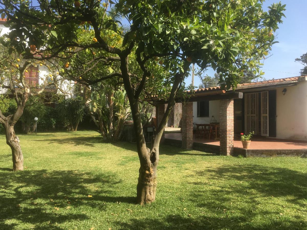 Villa Andrea Fondachello  Luaran gambar